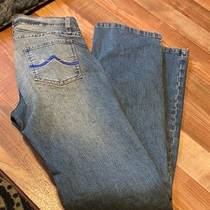 Elly B from olian NWT jeans tag M